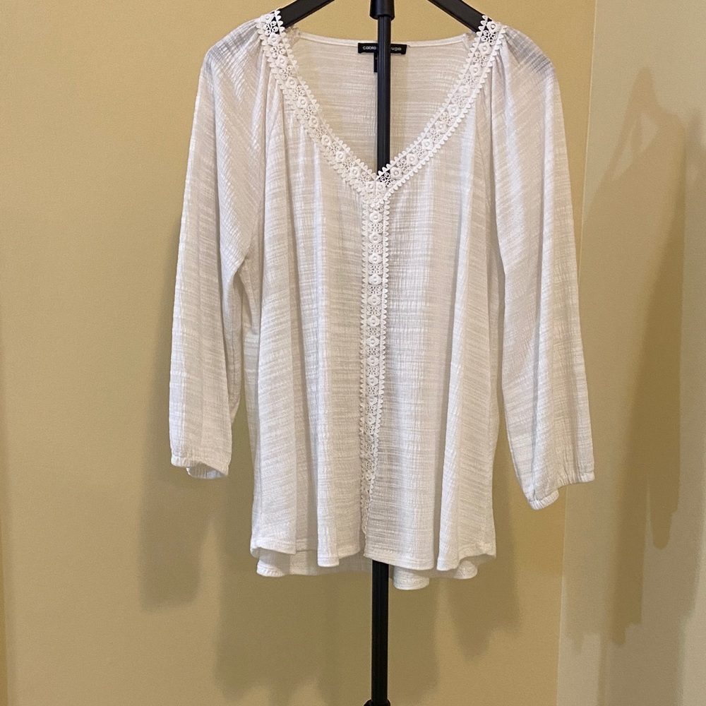 Elegant White Lace Trim Women's Top